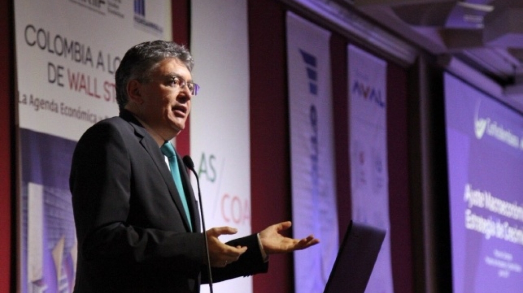 Maurcio Cardenas en la conferencia de AS/COA en Bogota