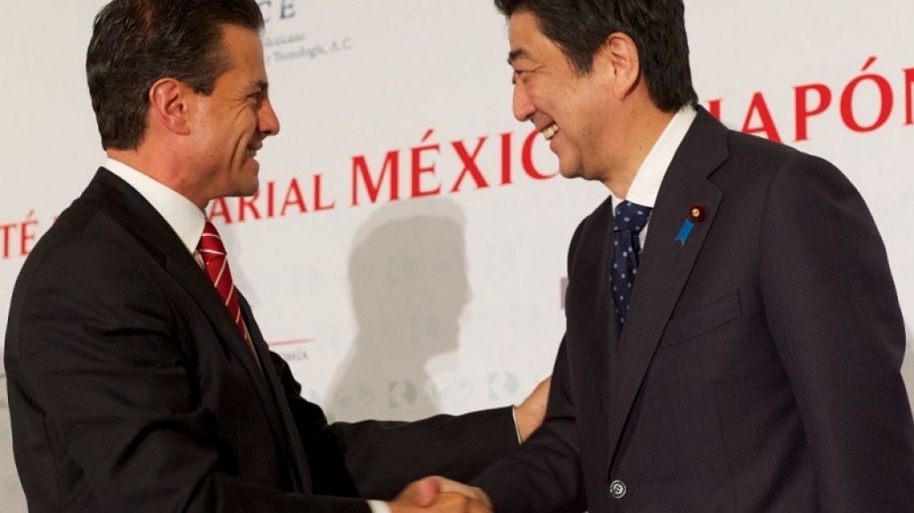 Mexican President Enrique Peña Nieto with Japanese Prime Minister Shinzo Abe