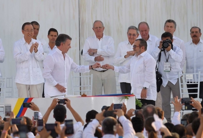 President Santos and Timochenko at the FARC peace deal signing