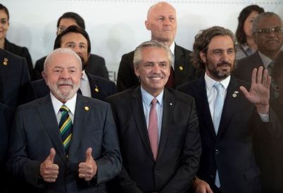 Brazil's President Lula, Argentina's President Fernández, and Brazil's Foreign Minister Cafiero at the CELAC Summit. (AP)