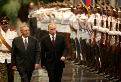 Cuba's Raul Castro and Russia's Vladimir Putin in 2014