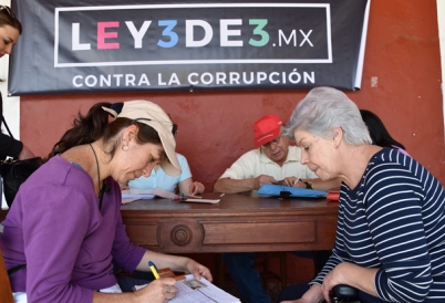 Mexicans sign Ley 3de3