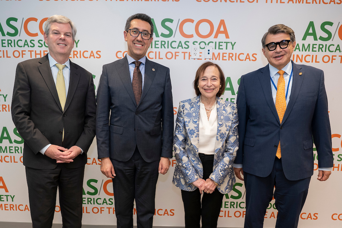 Guatemala Finance Minister Menkos with Susan Segal at COA Washington Office