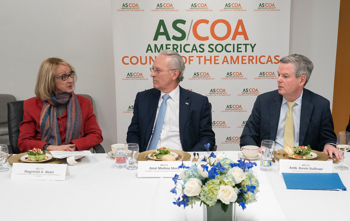 CCE President José Medina Mora (Center) with AS/COA Vice Presidents Randy Melzi and Amb. Kevin Sullivan.