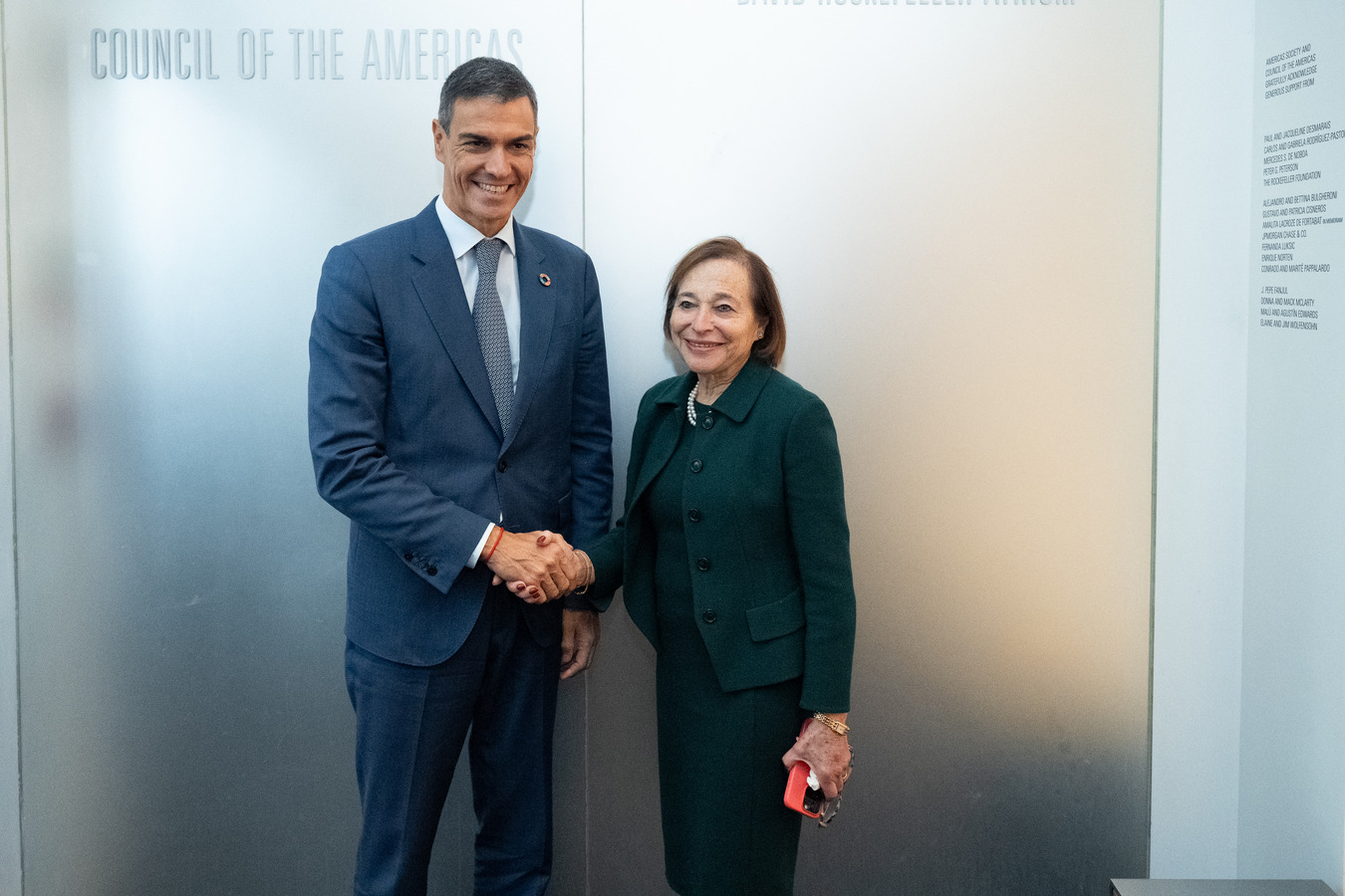 (L-R) President of the Government of Spain Pedro Sánchez and AS/COA President and CEO Susan Segal. (Roey Yohai/Roey Yohai Photography)