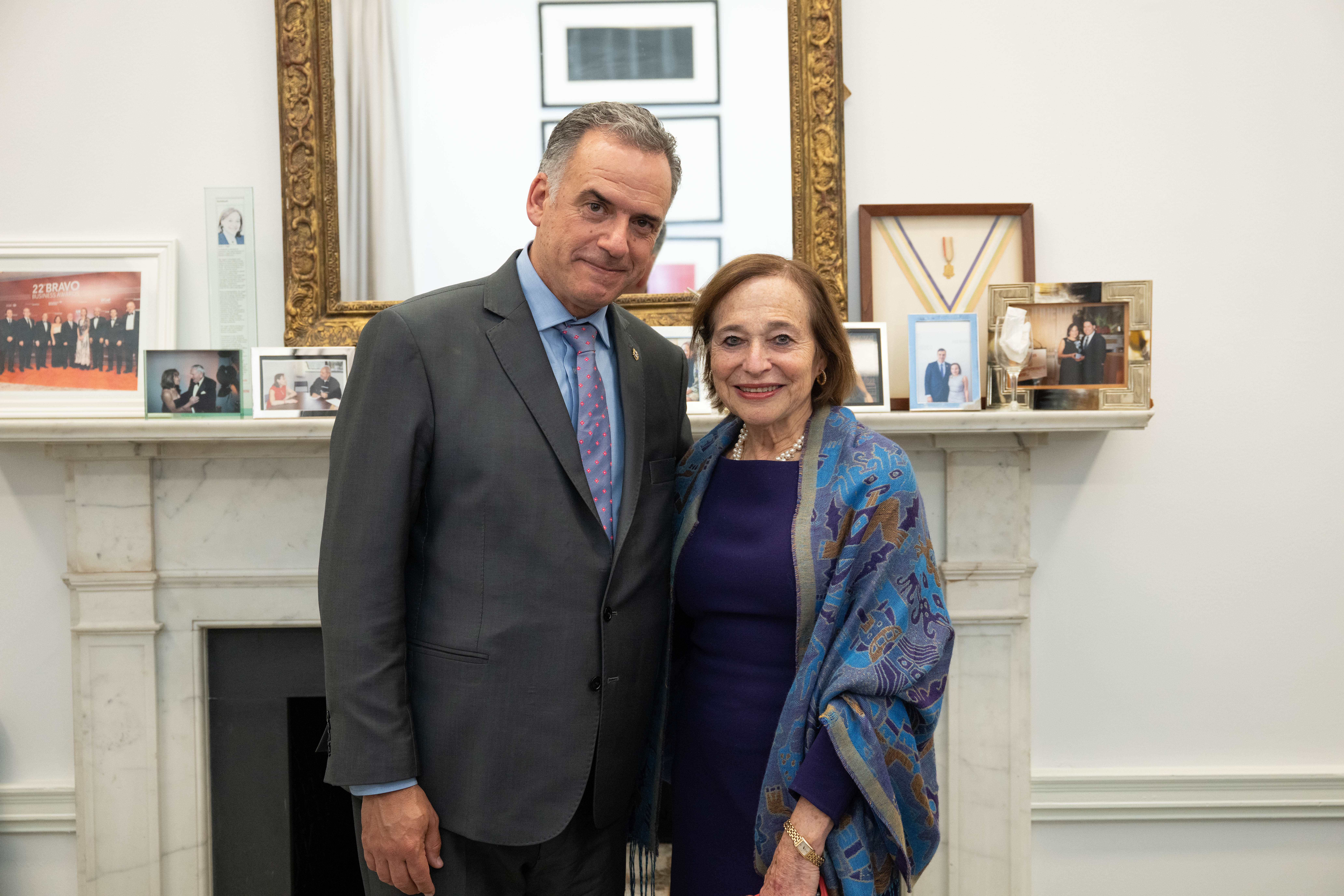 Uruguayan President Yamandú Orsi and AS/COA President and CEO Susan Segal. (Alexis Silver/Roey Yohai Photography)