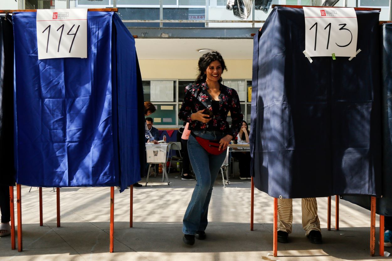 A voter in Chile