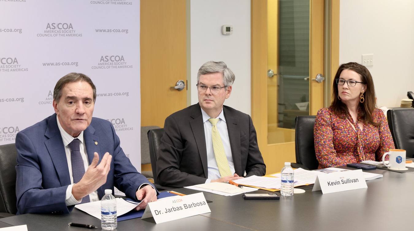 (L-R) PAHO'S Dr. Jarbas Barbosa, AS/COA's Kevin Sullivan, and the Centers for Medicare & Medicaid Services's Stephanie Carlton. (PAHO)