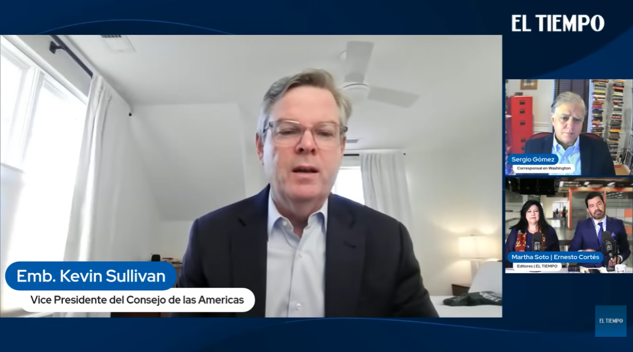 Sulivan with El Tiempo