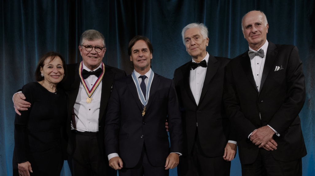 L–R: Susan Segal, Rubens Ometto Silveira Mello, Luis Lacalle Pou, Andrés Gluski, Carlos N. Guimarães. (Image: Paula Abreu Pita)