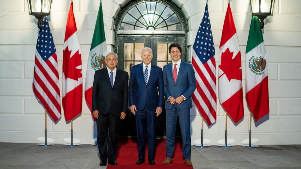 (L–R): President López Obrador, President Biden, and Prime Minister Trudeau. (Image: U.S. government works)