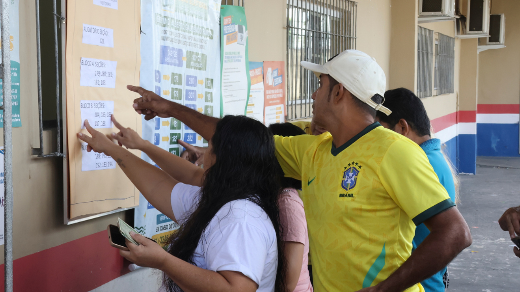 Brazilian voters. (AP)