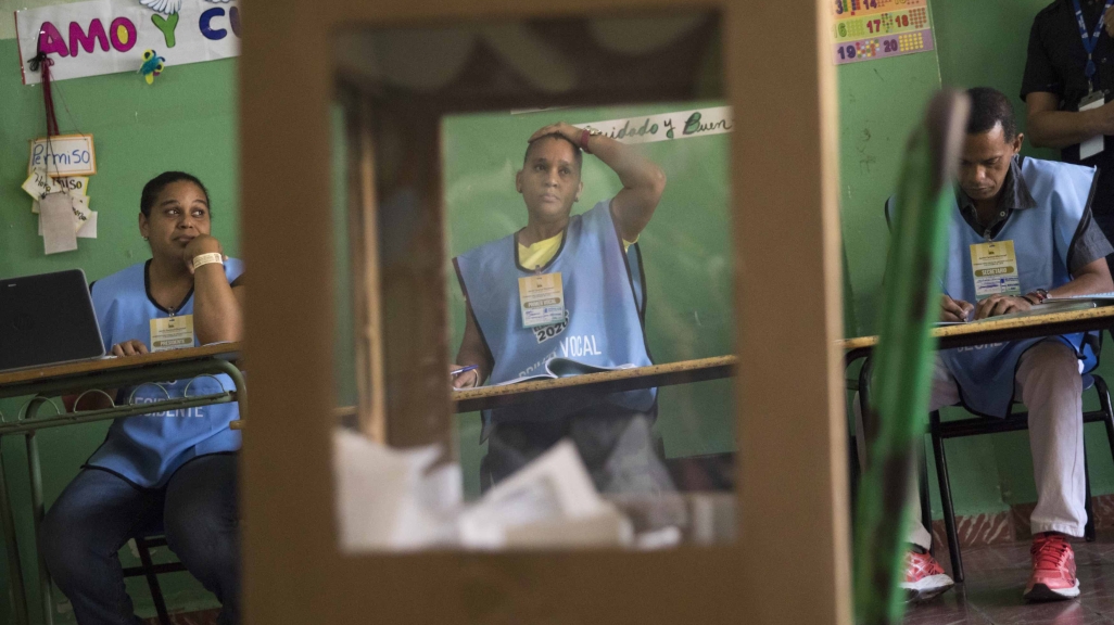 Dominican Electoral Worker (AP)