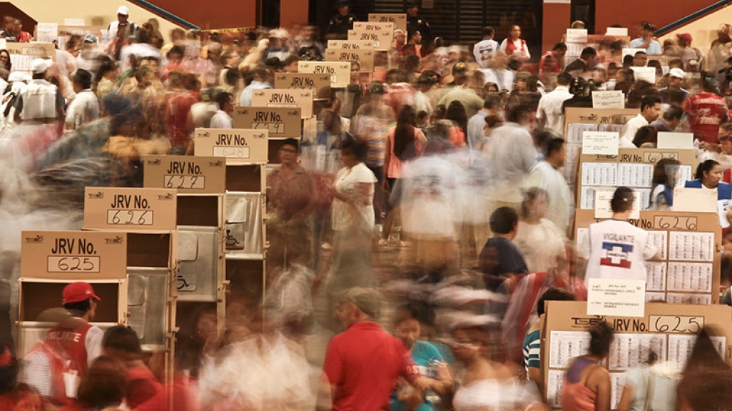 El Salvador voting center