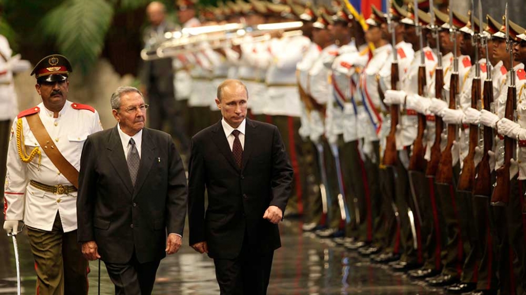 Cuba's Raul Castro and Russia's Vladimir Putin in 2014