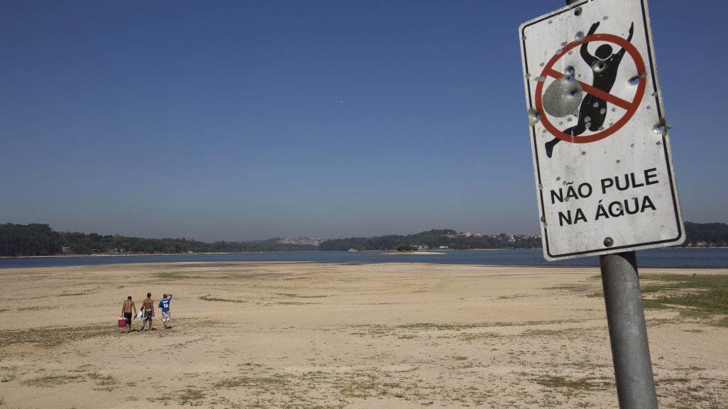 Brazil drought causes banks of Guarapiranga, near São Paulo, to recede.