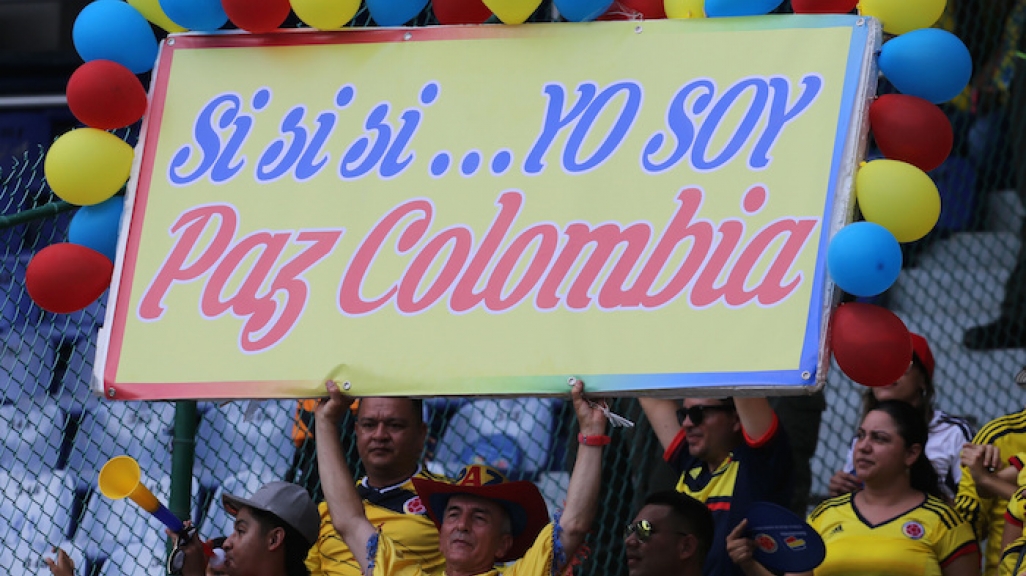 A Yes campaign supporter. (Photo: AP Photo/ Fernando Vergara)