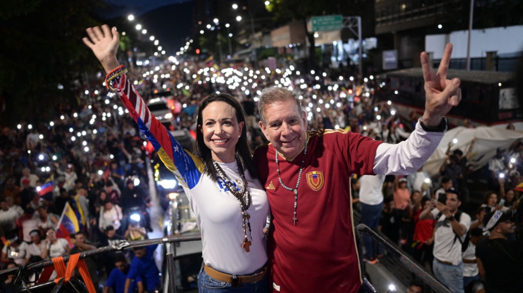 Machado and Gónzalez