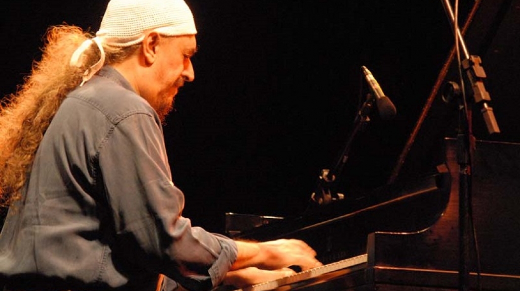 Egberto Gismonti Playing the Piano