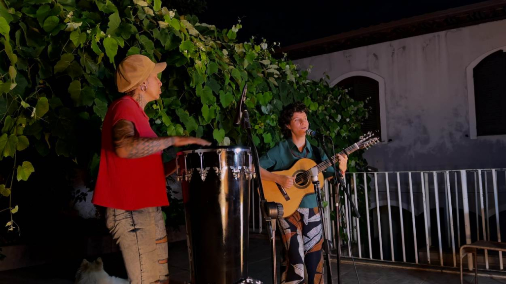 Gal Duvalle - Camila Menezes