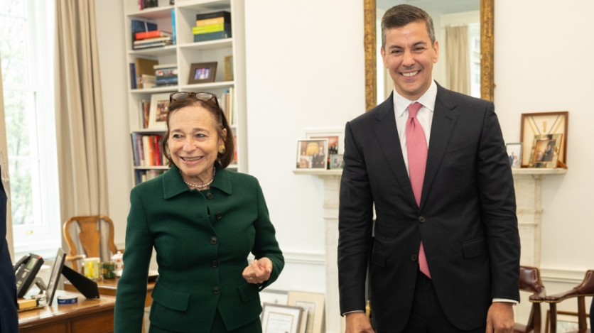 AS/COA President and CEO Susan Segal and Paraguayan President Santiago Peña. (Alexis Silver/Roey Yohai Photography)