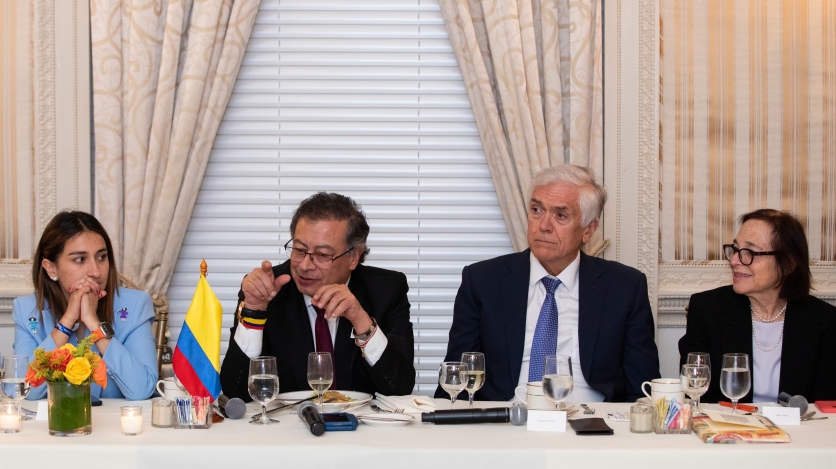 Head of DAPRE Laura Sarabia, President of Colombia Gustavo Petro, AS/COA Chairman Andrés Gluski, and AS/COA President and CEO Susan Segal. (Hayley Pfitzer/Roey Yohai Photography)