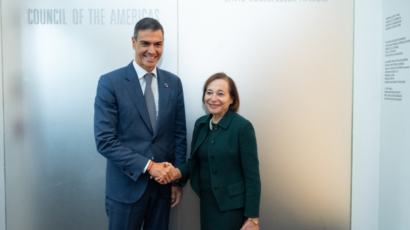 (L-R) President of the Government of Spain Pedro Sánchez and AS/COA President and CEO Susan Segal. (Roey Yohai/Roey Yohai Photography)