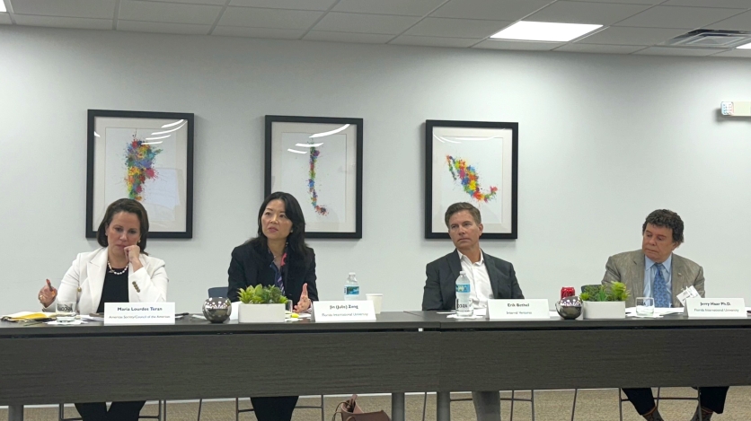 Maria Lourdes Teran, AS/COA Miami; Dr. Julie Zeng, FIU; Erik Bethel, Internal Ventures; Dr. Jerry Haar, FIU