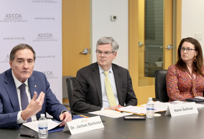 (L-R) PAHO'S Dr. Jarbas Barbosa, AS/COA's Kevin Sullivan, and the Centers for Medicare & Medicaid Services's Stephanie Carlton. (PAHO)