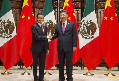 Presidents Peña Nieto and Xi at the ninth BRICS Summit