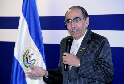 Rubén Zamora