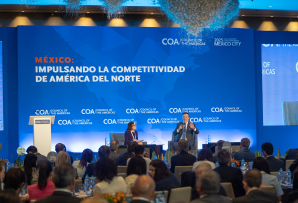 AS/COA President and CEO Susan Segal and Mexican Secretary of Economy Marcelo Ebrard.