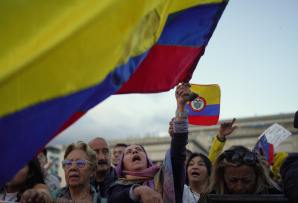 Colombians at a rally. (AP)