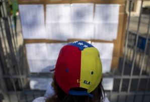 Venezuelan voter rolls in Madrid, Spain. (AP)