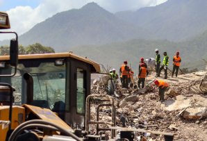 Search and recovery operation in La Guaira, Venezuela