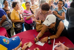 poll station in Caracas Venezuela