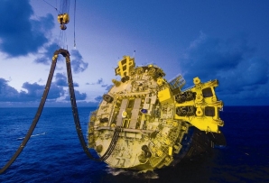 Deepwater spar equipment in the Gulf of Mexico (Royal Dutch Shell)