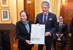 Susan Segal and Guillermo Lasso.