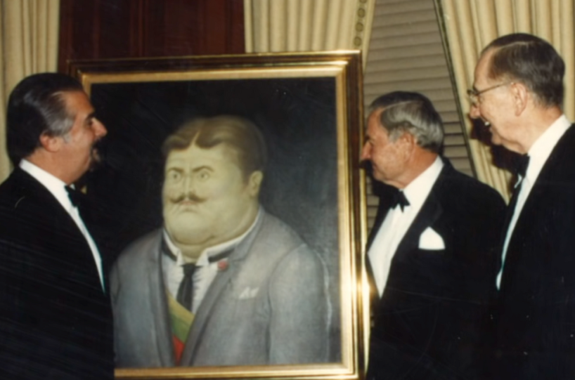 (L-R) Fernando Botero, AS/COA Founder David Rockefeller, and Ambassador George W. Landau with the painting El Presidente.