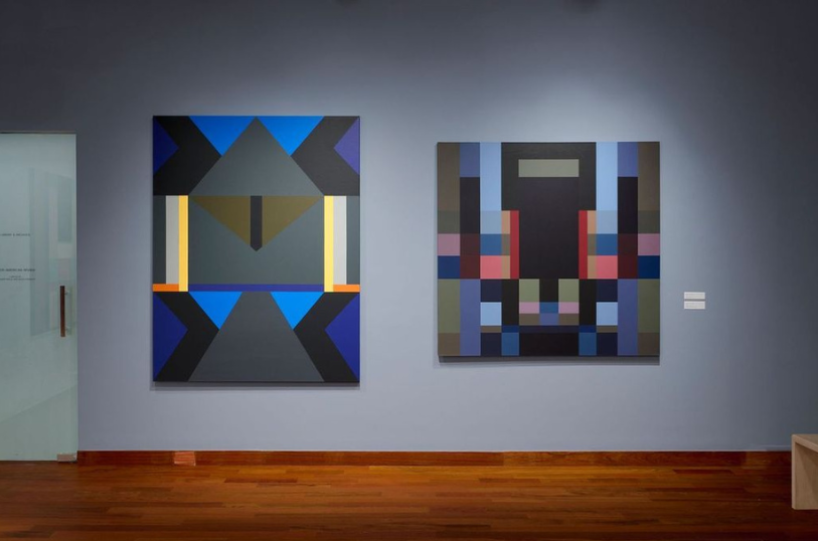 Installation photo of Fanny Sanín: Geometric Equations. (Photo: Arturo Sanchez)
