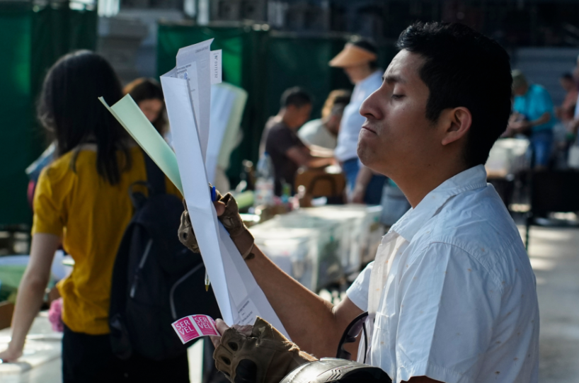 A Chilean voter. (AP)