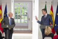 Lula and Pedro Sánchez.