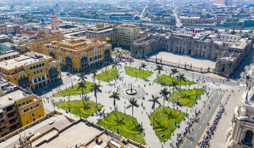 A plaza in Lima. (AdobeStock)